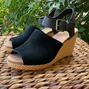 Toms Tropez Leather Wedge Heel Sandal